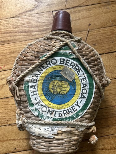 Vintage bottle berreteaga - vintage,